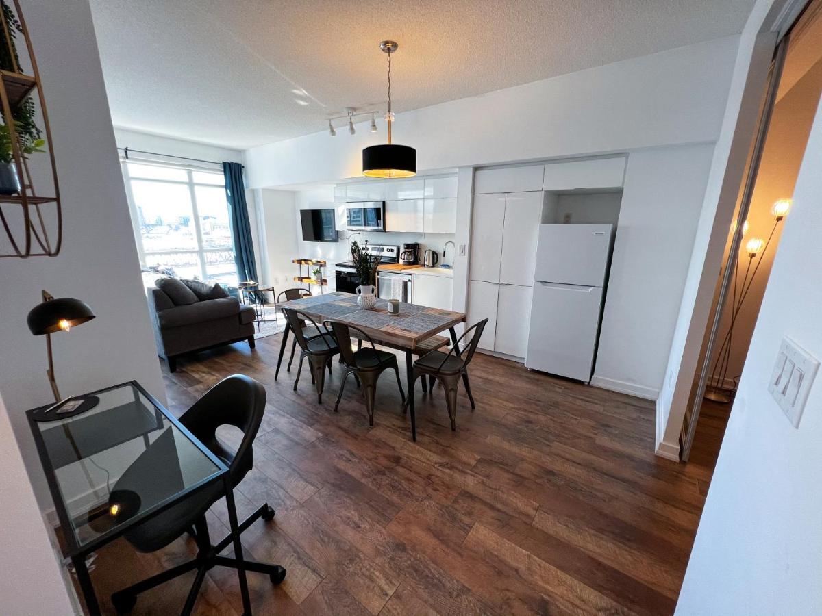 Simply Comfort. Elegant Apartments Dan Lecki Toronto Exterior foto